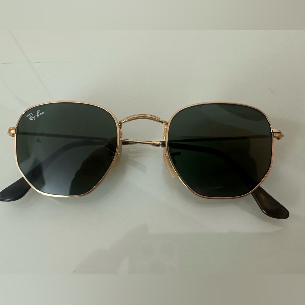 Ray-Ban Hexagonal Flag Lenses